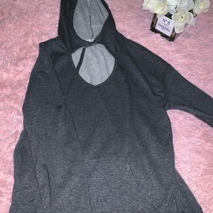 💙CUT OUT SWEATSHIRT
